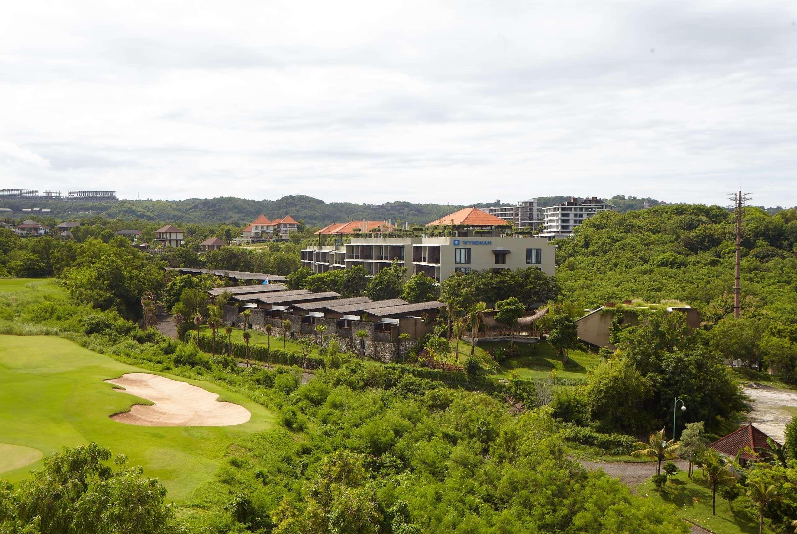 Uluwatu Wyndham Dreamland Resort Bali מראה חיצוני תמונה