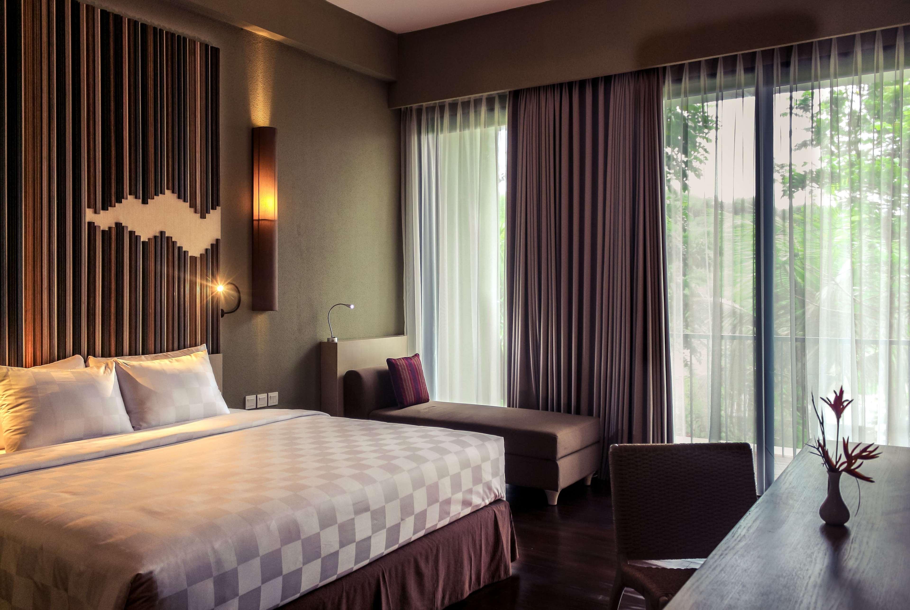 Uluwatu Wyndham Dreamland Resort Bali מראה חיצוני תמונה