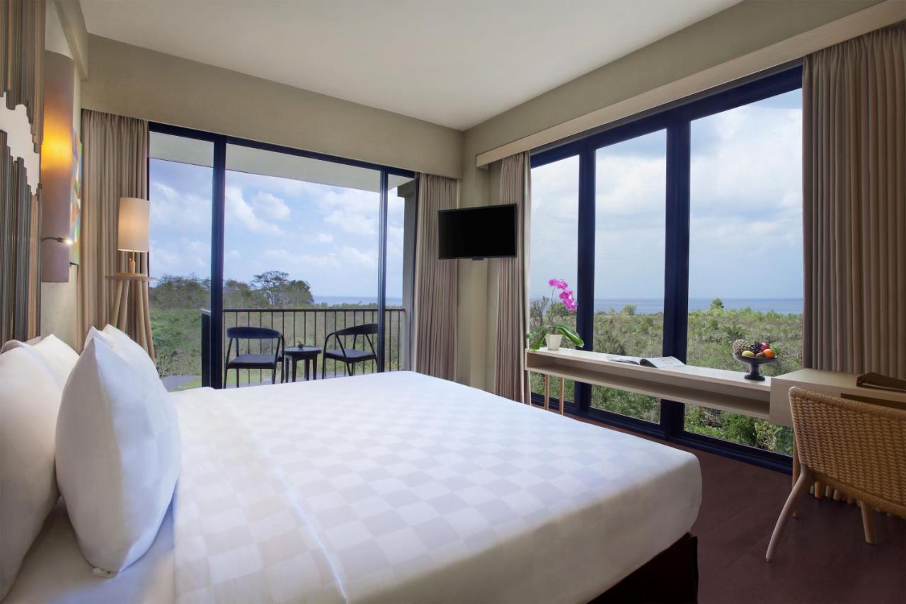 Uluwatu Wyndham Dreamland Resort Bali מראה חיצוני תמונה