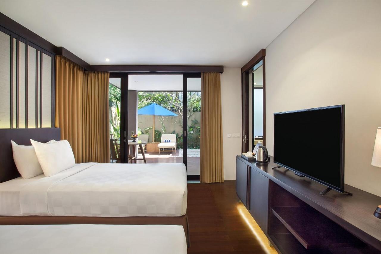 Uluwatu Wyndham Dreamland Resort Bali מראה חיצוני תמונה